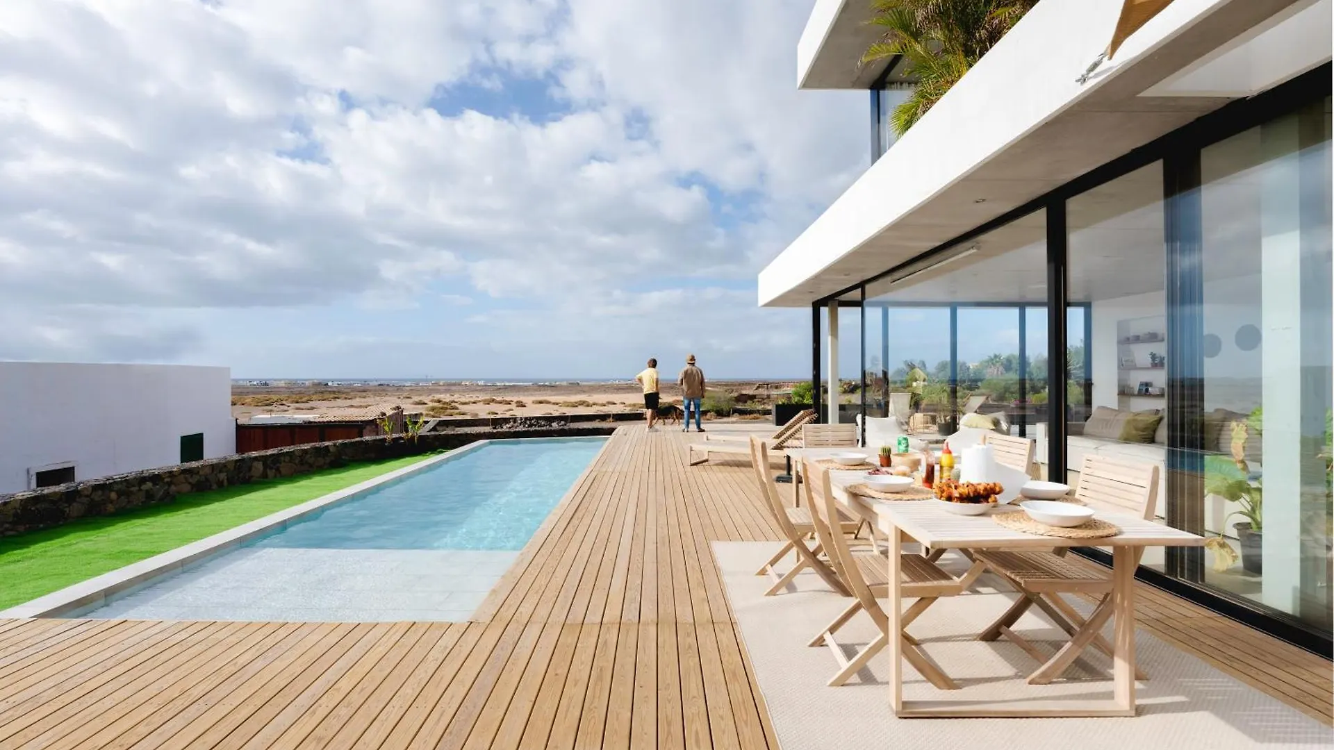 Salty Villa By Aura Collection Roque